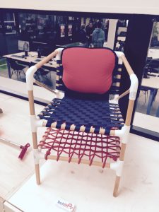 Siège Rossignol par Fritsch-Durisotti pour le projet drôles d'oiseaux